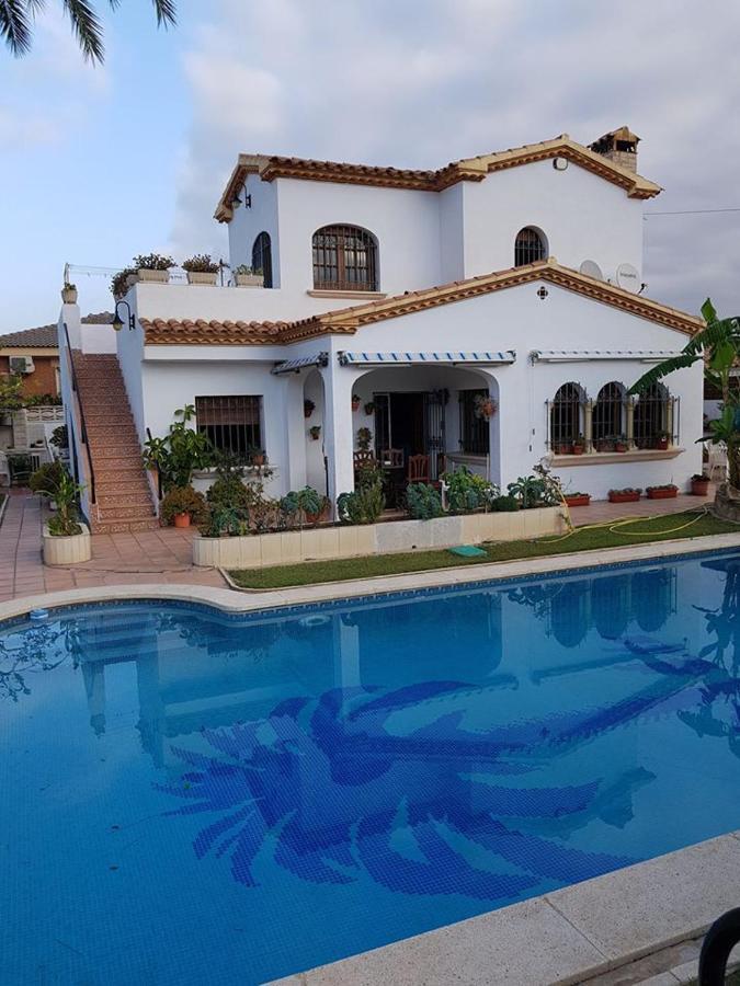 Da Vinci Room Villa Blanca كامبريلس المظهر الخارجي الصورة
