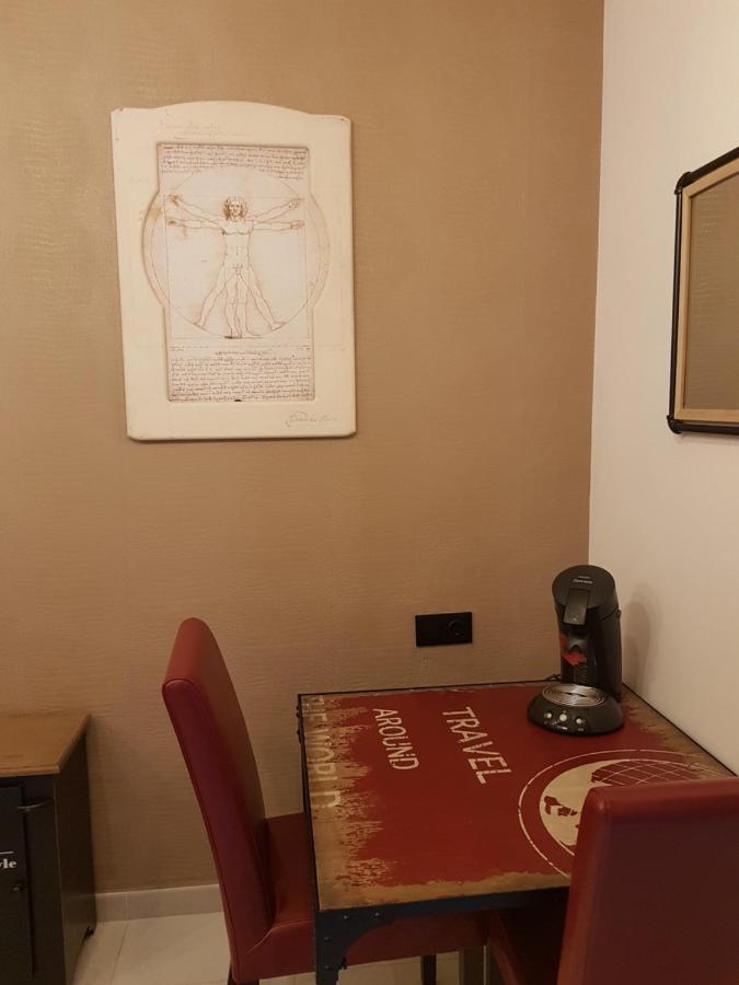 Da Vinci Room Villa Blanca كامبريلس المظهر الخارجي الصورة
